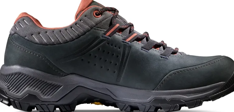 Mammut Womens Nova IV Low GTX Shoes - Black-Apricot Brandy