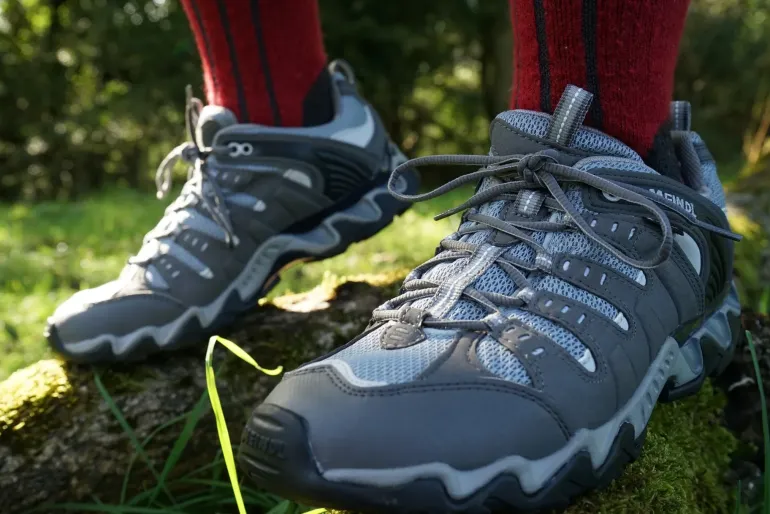 Meindl Womens Respond GTX Shoes - Graphite-Sky