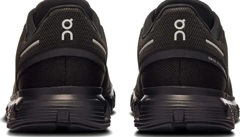 ON Womens Cloud 6 Shoes - Black-Black