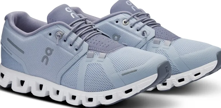 ON Womens Cloud 5 Shoes - Heather-Fossil