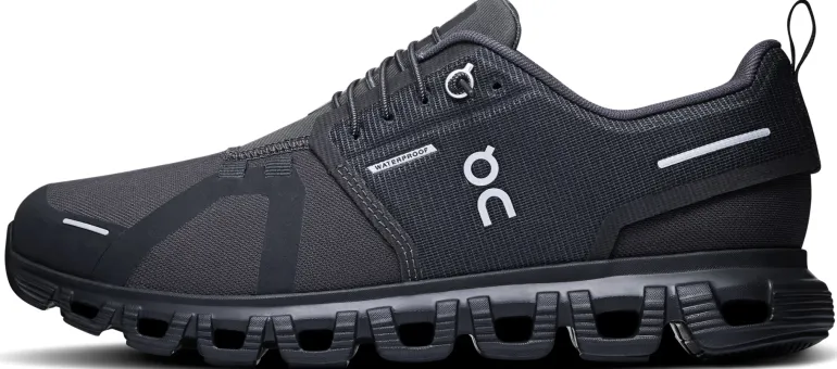 ON Womens Cloud 6 Waterproof Shoes - Black-Black