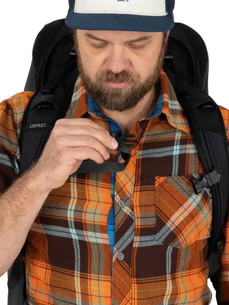Osprey Farpoint 70 Travel Pack - Tunnel Vision Grey
