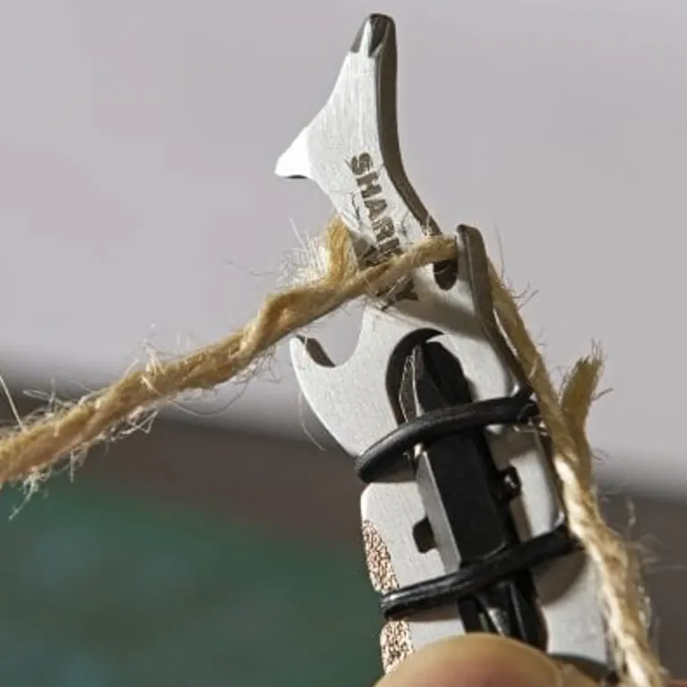 True Utility Sharkey Multi Tool