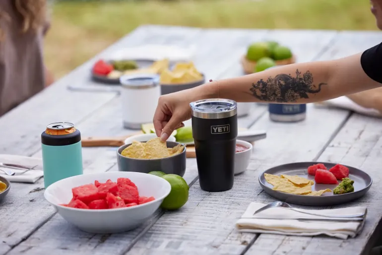 YETI Rambler 20oz Stackable Cup - Black