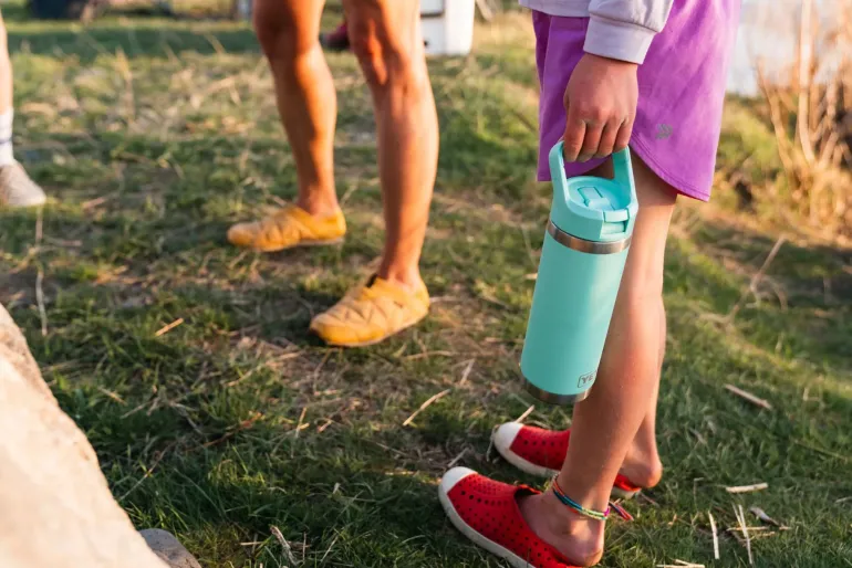 YETI Rambler 26oz Straw Bottle - Seafoam